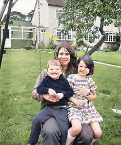 Ozzy Osbourne Children: Inside the Family Life, Legacy, and Personal Stories of the Rock Legend’s Kids